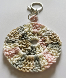 Sleutelhanger. Bali soft colours.