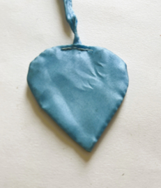 Umbul Umbul tempel vlaggetje  baby blauw. 56 cm.
