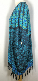 Sarong vest pauw zwart/blauw/multi. Symbool van onsterflijkheid. 100% rayon, met sarong knoop.