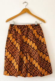 Batik herenshort. Maat 44/46.