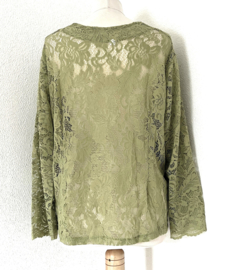 Traditionele Balinese kanten kebaya zacht groen. Maat 54.