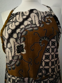 Exclusief keukenschort. Van schitterende authentieke Javaanse batik.