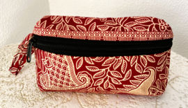 Batik polstasje.