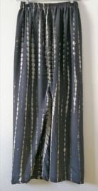Broek 'tie dye'. Maat 38/40. Extra lang model.