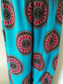 Broek Mandala, blauw/karmijn. Maat 44/54.