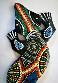 Gekko. Symbool van geluk. Gemaakt door de Balinese aboriginals. Laat hem tegen de muur opkruipen. 30 cm