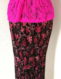 Traditionele Balinese set. Maat 42.