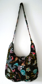 Schoudertas 38 x 29 cm. Hoofdvak en zijvak met rits. Gevoerd.