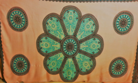 Sarong Mandala, abrikoos/groen/choklat.