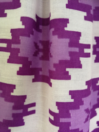 Kinderbroek/jumpsuit fantasy paars van sarongstof. 10/12 jaar.
