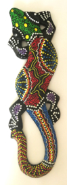 Gekko. Symbool van geluk. Gemaakt door de Balinese aboriginals. Laat hem tegen de muur opkruipen. 26 cm.