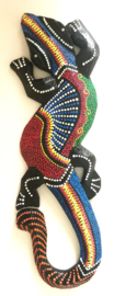 Gekko. Symbool van geluk. Gemaakt door de Balinese aboriginals. Laat hem tegen de muur opkruipen. 24 cm.