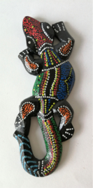 Gekko. Symbool van geluk. Gemaakt door de Balinese aboriginals. Laat hem tegen de muur opkruipen. 15 cm.