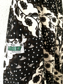 Authentieke Javaanse batik broek. Maat 36.