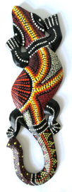 Gekko. Symbool van geluk. Gemaakt door de Balinese aboriginals. Laat hem tegen de muur opkruipen. 26 cm.