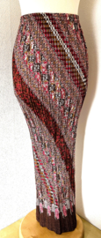Batik uit Java. Authentieke rok plissé. Maatbereik 36 t/m 42.