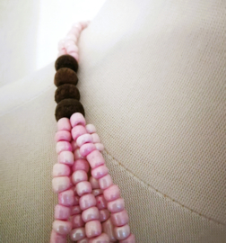 Necklace roze/bamboo.