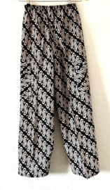 Authentieke Javaanse batik broek. Maat 36.