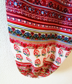 Broek Bohemian '1001 nacht' rood. Lange benen model. Maat 38 t/m 42.