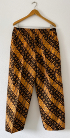 Authentieke Javaanse batik broek. Maat 44.