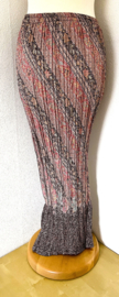 Batik uit Java. Authentieke rok plissé. Maatbereik 40/42.