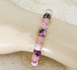 Uit het atelier van Ana. Armband 'Pink Dream'.