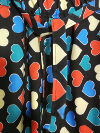 Kinderbroek hartjes zwart. 10/12 jaar.