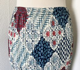 Batik uit Java. Authentieke rok plissé. Maatbereik 38/40.