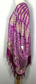Sarong vest pauw aubergine/multi. Symbool van onsterflijkheid. 100% rayon, met sarong knoop.