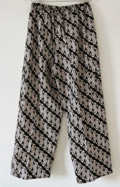 Authentieke Javaanse batik broek. Maat 44.