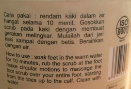 Foot Scrub, Bali Alus gecertificeerd. Detox massage behandeling voor de zeer droge voet. Grote pot van 250 gram.