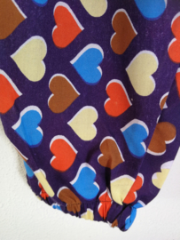 Kinderbroek hartjes paars. 10/12 jaar.