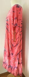 Schitterende oversized tie dye kaftan. Pastel/ grijs-multi. One Size