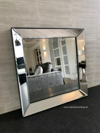 Spiegel met spiegellijst zilver (70x90)