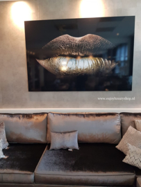 AluArt Kunstwerk - Close-up Golden lips 120x180