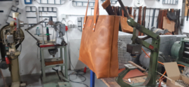 LIAM'S  shopper laag model - kleur COGNAC  leren boodschappentas-lichtbruine  shopper