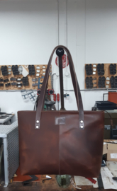 LIAM'S  shopper laag model - kleur DONKERBRUIN - bruine shopper van leer - leren boodschappentas - lage shopper