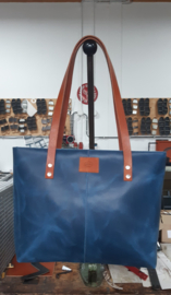 LIAM'S Shopper niedriges Modell - Farbe BLAU - Ledershopper - Ledereinkaufstasche-blauer Shopper
