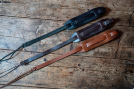 LIAM'S leren mandolineband - kleur COGNAC -gitaarband voor minigitaar