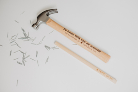 Houten hamer met gravering – ideaal voor papa of opa!
