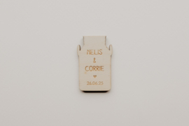 Houten melkbus corsage | gepersonaliseerd
