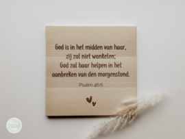 Trouwtekst op hout
