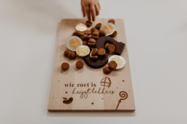 Houten borrelplank | Wie zoet is krijgt lekkers