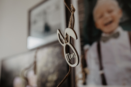 Houten paashanger met naam | paashaas