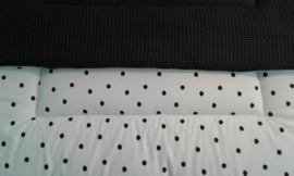 Boxkleed (donker grijs wafelstof/wit met zwarte dots)