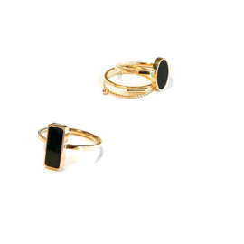 Ring Gold Oval Black Stone