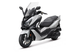 MotorScooter: SYM Cruisym 125