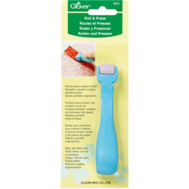 Roll & Pers naad en vouwroller Clover 7812