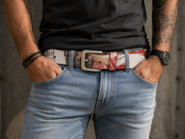 Leren riem dames en heren 4 cm – Retro Crack Leren Riem met Vintage Print – Rood/Wit