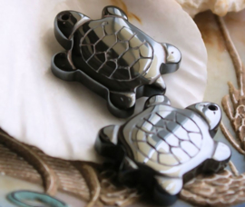 Pendant: Hematite Turtle - 27 mm